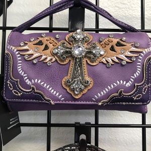 Wallet crossbody tri fold